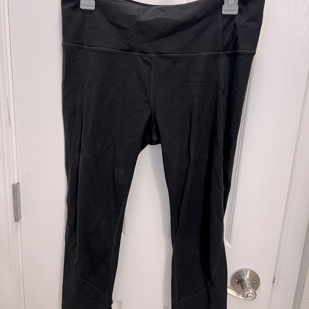 Athleta crop yoga pant